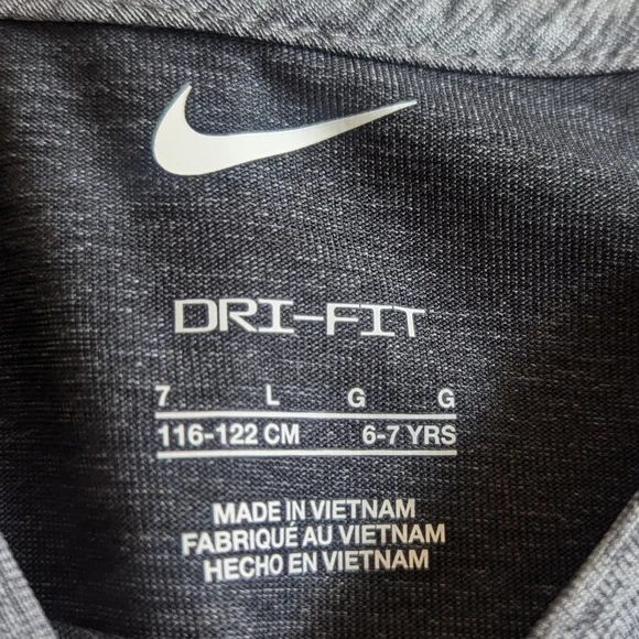 NWT Nike Youth Kid's Boy 2 Piece Matching Set Size 6-7 - Picture 2 of 3
